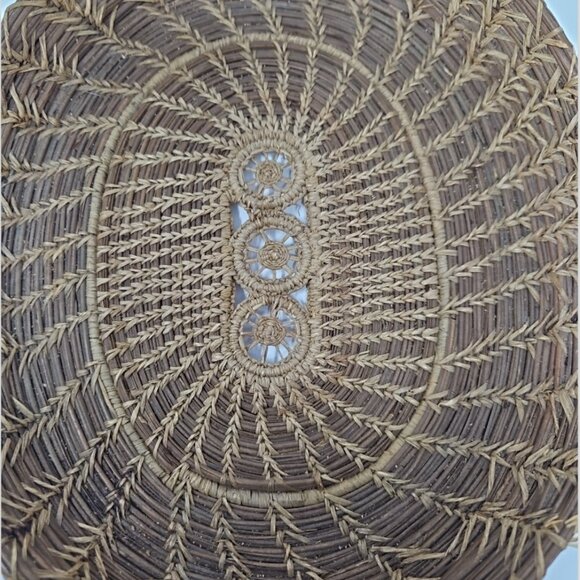 Antique Native American Indian Woven Sweetgrass & Pine Needle Catch All Basket - Picture 4 of 6